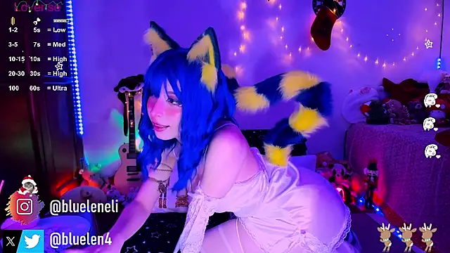 Snapshot of bluelen chatting on 12/31/24, 11:20 bluelen online show from 12/31/24, 11:20
