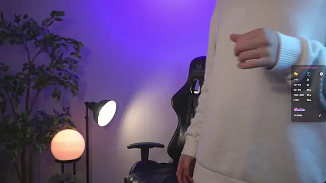 SrLuis18 online show from 12/17/24, 07:40