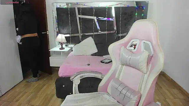 iam sofiia online show from 12/10/24, 09:11