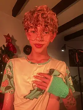 lyamthommpson online show from 12/18/25, 07:31