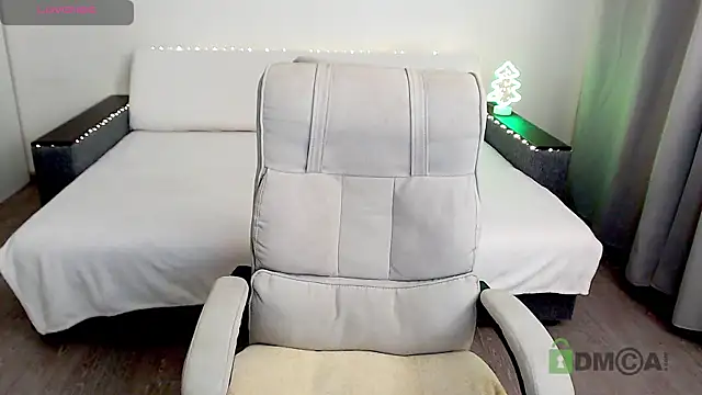 Kira Winner online show from 01/16/25, 02:08