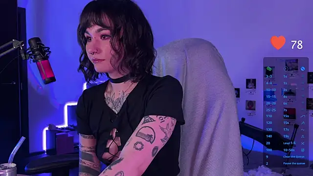 deadlysweet online show from 12/29/24, 01:13