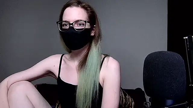 Snapshot of amber_candyfloss chatting on 12/10/24, 12:50 amber candyfloss online show from 12/10/24, 12:50