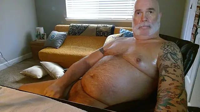 musclebearnips online show from 03/16/25, 01:17