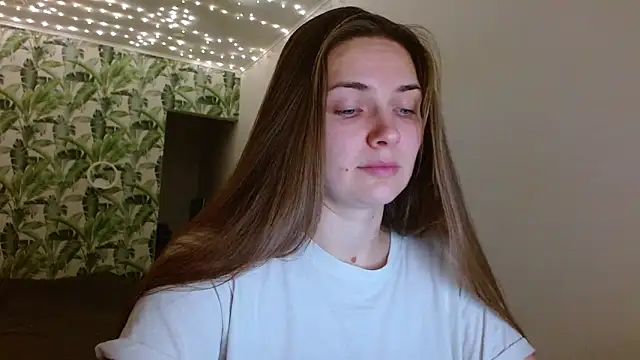 Olivia shine online show from 12/17/25, 05:13