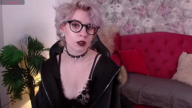 Snapshot of _Moonlight_t chatting on 02/26/25, 09:10 Moonlight t online show from 02/26/25, 09:10