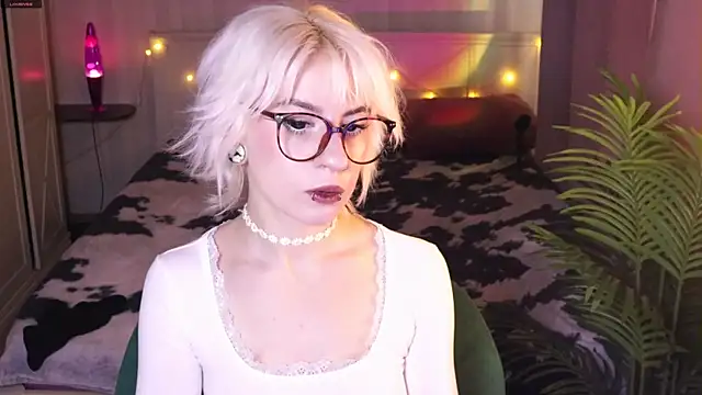  Moonlight t online show from 02/05/26, 09:36