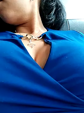 Emily Wane online show from 09/08/25, 04:39