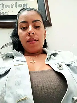 Emily Wane online show from 09/24/25, 06:00