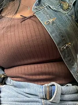 Emily Wane online show from 04/10/26, 05:50