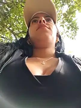 Emily Wane online show from 04/18/26, 07:07