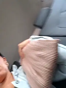 Emily Wane online show from 04/23/26, 04:53