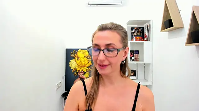 PassionGlow online show from 01/26/25, 10:35