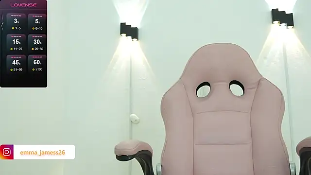 Emma jamess online show from 04/24/26, 04:04