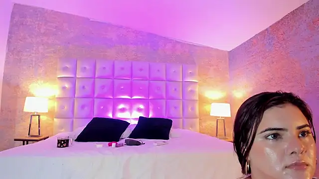 EVELIN MASON online show from 09/18/25, 09:17