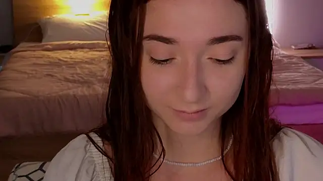 YasmineWest online show from 04/01/26, 06:36