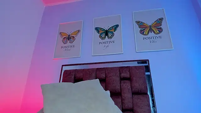 Snapshot of amysc chatting on 01/22/25, 12:27 amysc online show from 01/22/25, 12:27