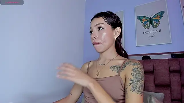 Snapshot of amysc chatting on 02/07/25, 11:03 amysc online show from 02/07/25, 11:03