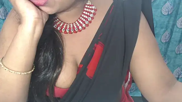 Sophia your online show from 03/08/25, 10:22