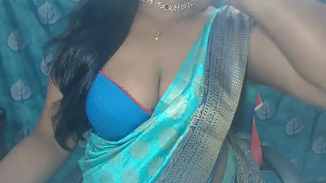 Sophia your online show from 10/18/25, 05:21