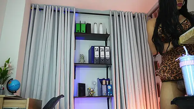  Crystal evains online show from 04/18/26, 03:27