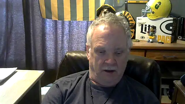 Snapshot of nobledad chatting on 03/11/25, 06:30 nobledad online show from 03/11/25, 06:30