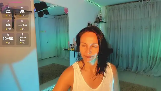 Snapshot of lollita_23_ chatting on 02/12/25, 12:44 lollita 23 online show from 02/12/25, 12:44