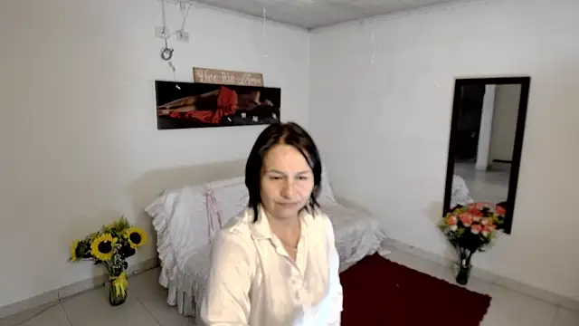 Snapshot of lollita_23_ chatting on 07/26/26, 05:20 lollita 23 online show from 07/26/26, 05:20
