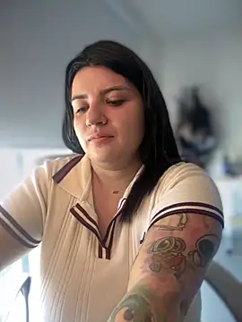 horny roomiess online show from 09/09/25, 02:16