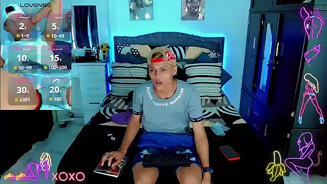 Liamscott  online show from 10/05/25, 09:02