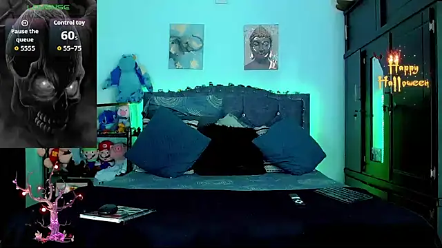 Liamscott  online show from 10/17/25, 08:33