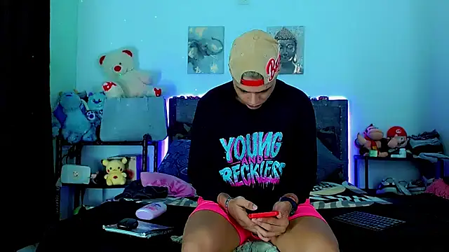 Liamscott  online show from 03/14/26, 11:32