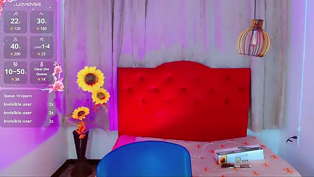 Jessica smith 1 online show from 12/19/25, 11:17