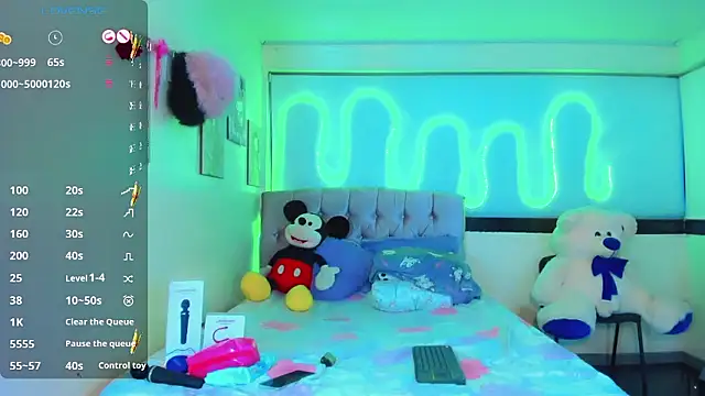 Jessica smith 1 online show from 01/12/26, 11:15