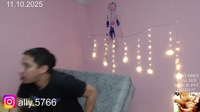 CoreAlejito online show from 10/12/25, 01:48