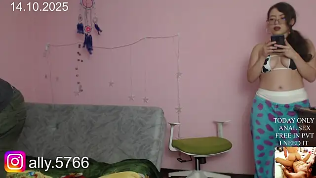 CoreAlejito online show from 10/15/25, 12:11