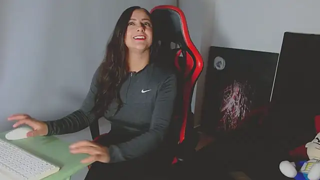 Noamartin  online show from 03/18/26, 01:53