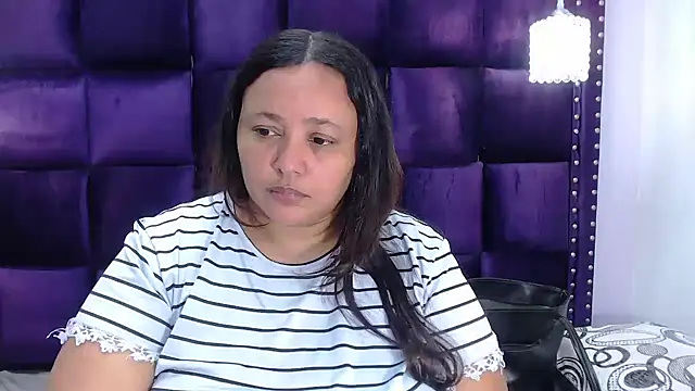 CrushOnMe  online show from 11/07/25, 04:45