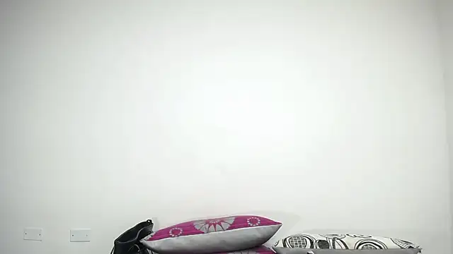 CrushOnMe  online show from 05/15/26, 01:56