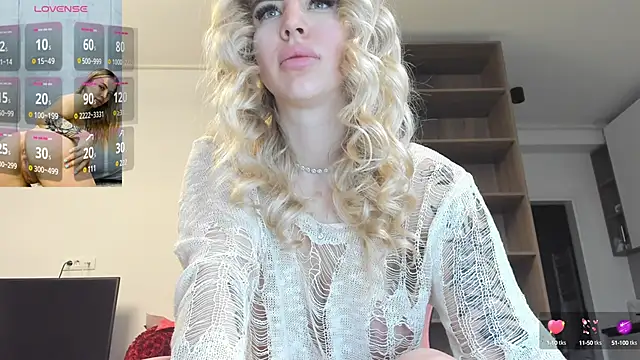 Snapshot of Megan_Ros chatting on 02/20/25, 07:01 Megan Ros online show from 02/20/25, 07:01