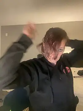 Snapshot of renegade_vyxxen chatting on 01/15/25, 08:41 renegade vyxxen online show from 01/15/25, 08:41