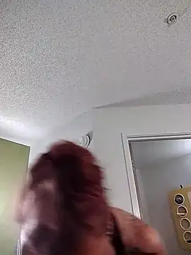 Snapshot of renegade_vyxxen chatting on 03/07/25, 06:24 renegade vyxxen online show from 03/07/25, 06:24