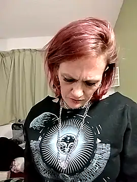 Snapshot of renegade_vyxxen chatting on 03/13/25, 05:00 renegade vyxxen online show from 03/13/25, 05:00