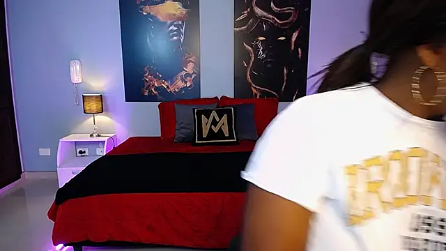 Snapshot of JasmineCampbell_ chatting on 11/25/25, 11:05 JasmineCampbell online show from 11/25/25, 11:05