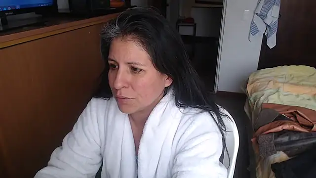 Snapshot of LucifernandaSw chatting on 02/05/25, 11:55 LucifernandaSw online show from 02/05/25, 11:55