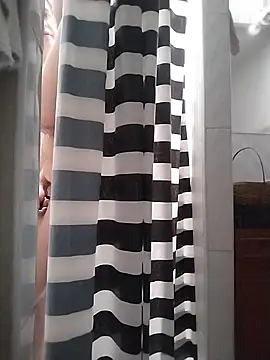 Snapshot of LucifernandaSw chatting on 02/23/25, 06:56 LucifernandaSw online show from 02/23/25, 06:56