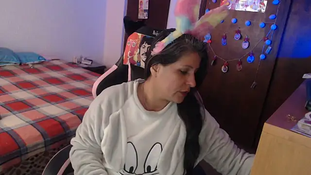 LucifernandaSw online show from 03/30/26, 01:45