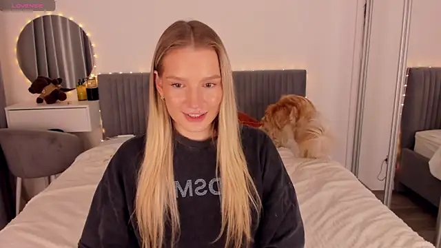 CassieRayss online show from 07/03/26, 12:22