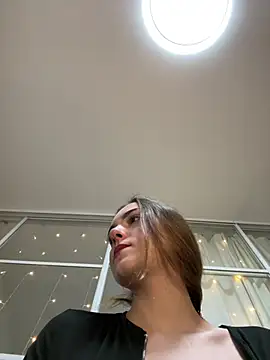 hotAssHell  online show from 12/10/24, 09:44