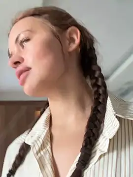 AngelinaTeller online show from 11/01/25, 01:40